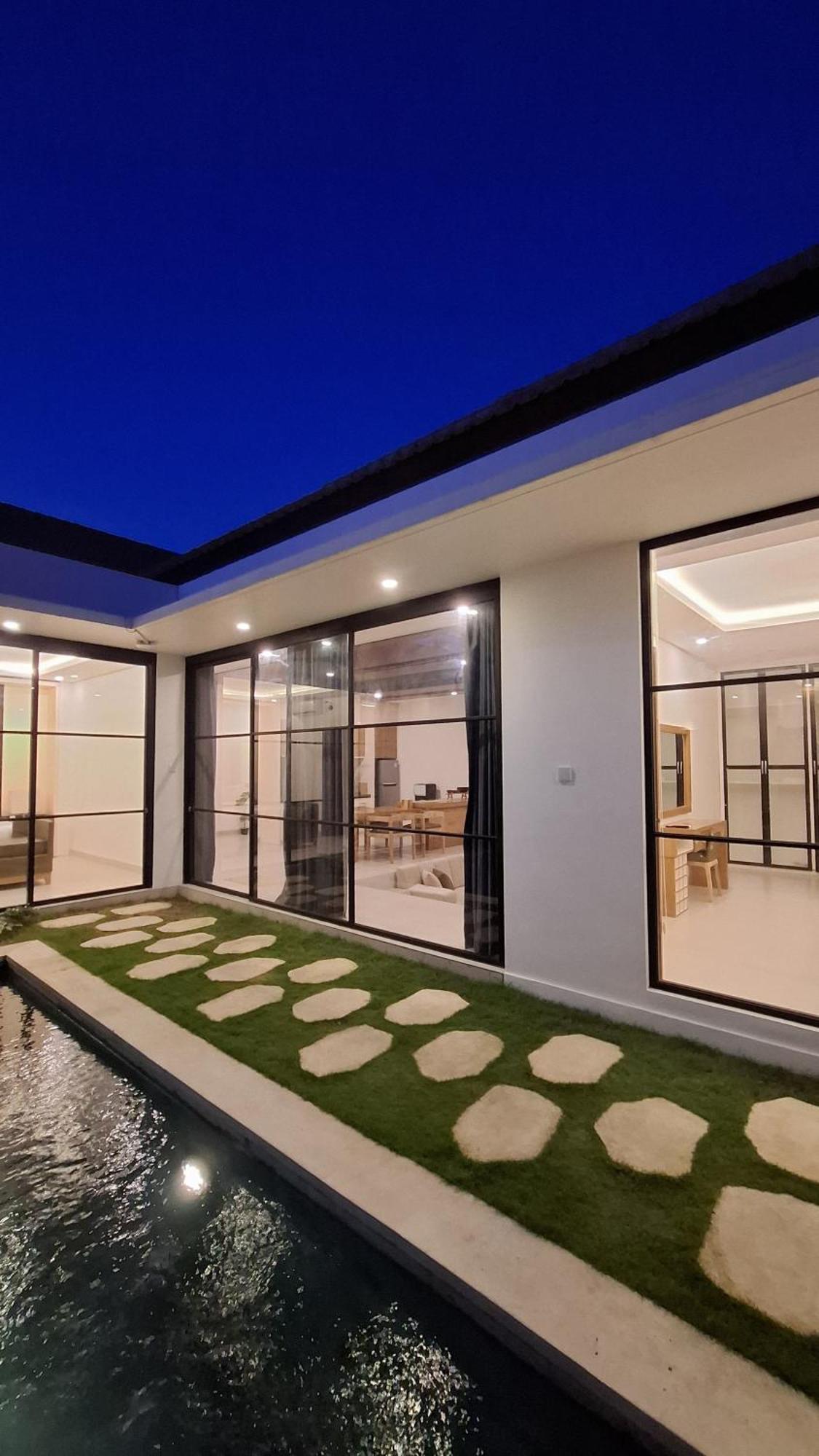 La Boutique Villas Seminyak Bali Exterior foto